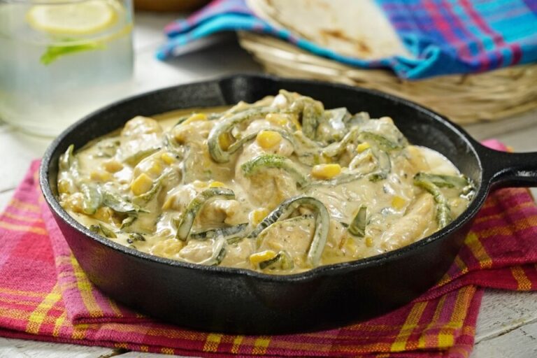 Receta de Pollo con rajas poblanas